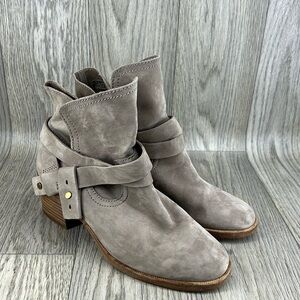 UGG Ankle Boots